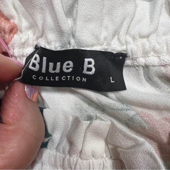 Boutique Romper Floral Ruffle sleeved, size Lg - Picture 4 of 6